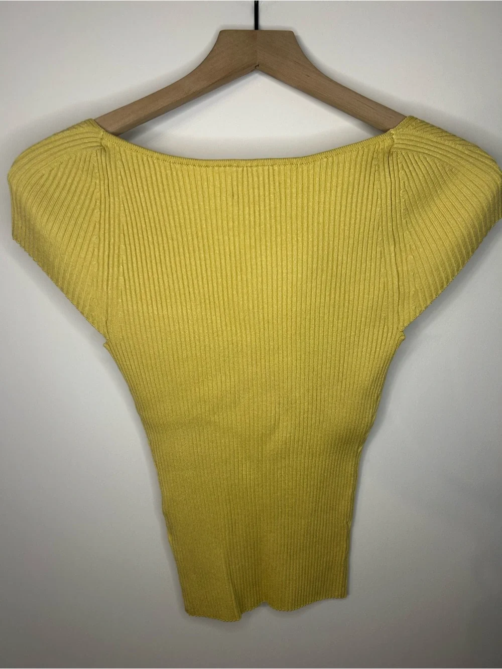 H&M Women’s Dusty Yellow Rib Knit Top, Size Small - Picture 8 of 11